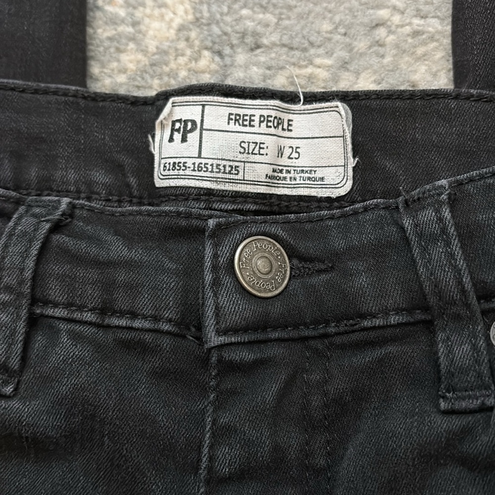 Free People FP Highrise Distressed Skinny Jeans, Faded Black, SZ 25 - Picture 7 of 8